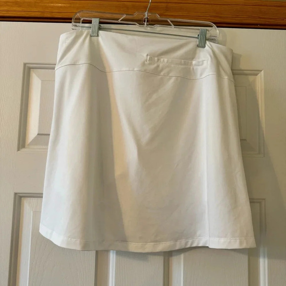 Nike Golf DriFit Skort - Picture 3 of 6
